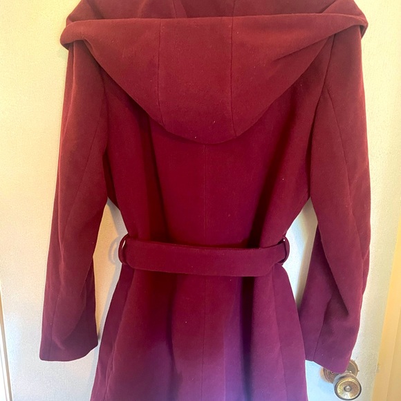 Winter jacket size medium - Picture 3 of 6